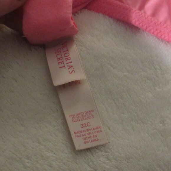 Victoria's Secret Pink Lace Unlined Demi Bra  32C - Picture 5 of 6